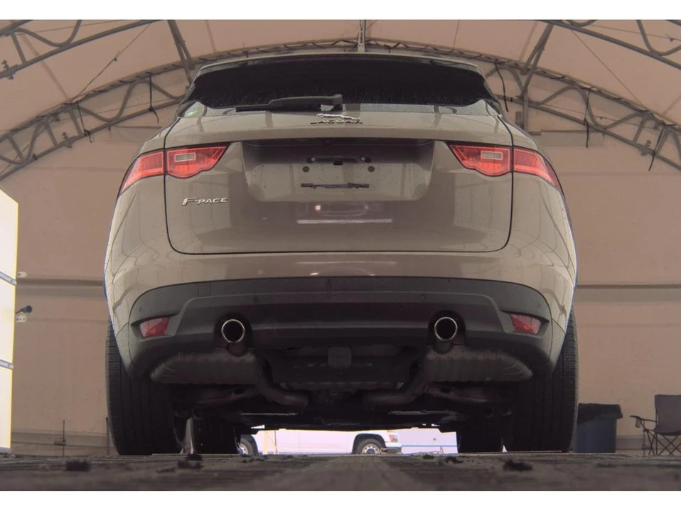 2017 Jaguar F-Pace - Image 7 of 19