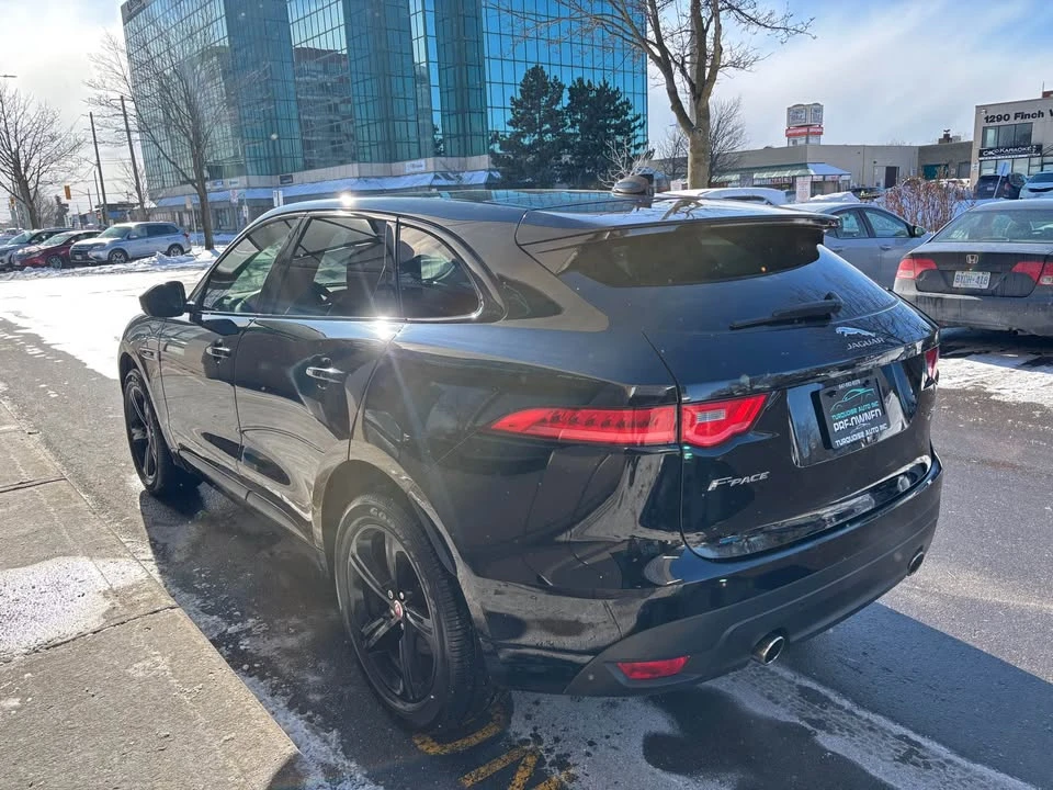 2017 Jaguar F-Pace - Image 9 of 20
