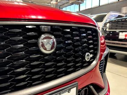 2017 Jaguar F-Pace - Image 3 of 14