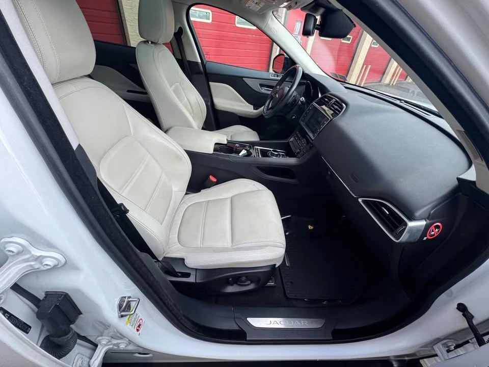 2017 Jaguar F-Pace - Image 12 of 20