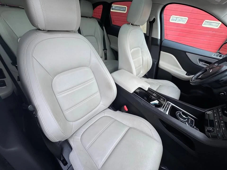 2017 Jaguar F-Pace - Image 16 of 20