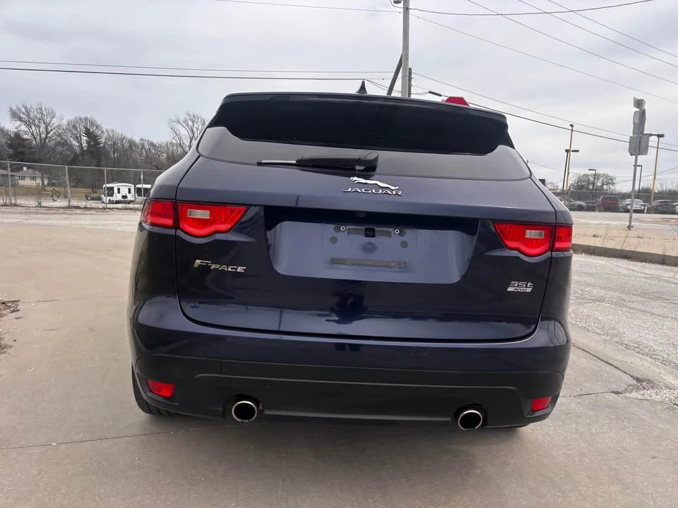 2017 Jaguar F-Pace - Image 6 of 14