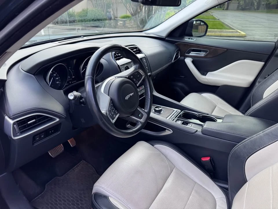 2017 Jaguar F-Pace - Image 13 of 20