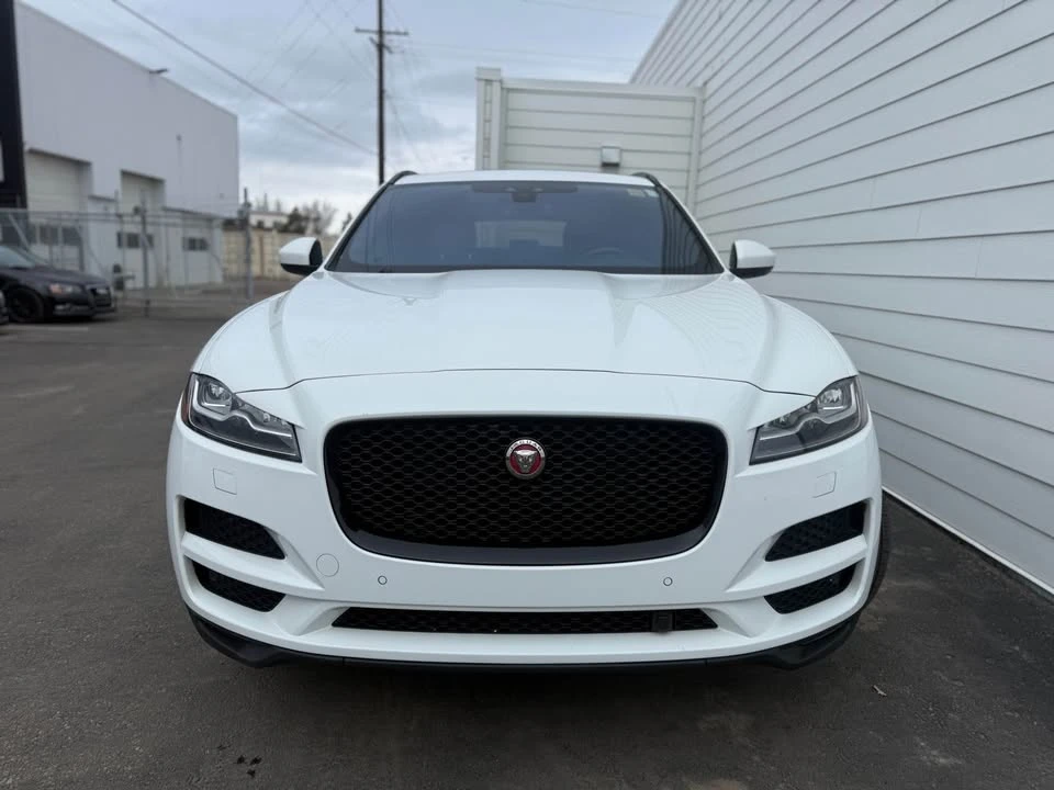2017 Jaguar F-Pace - Image 2 of 12
