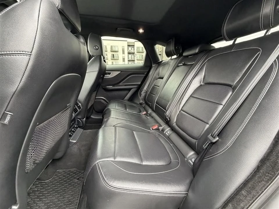 2017 Jaguar F-Pace - Image 19 of 20