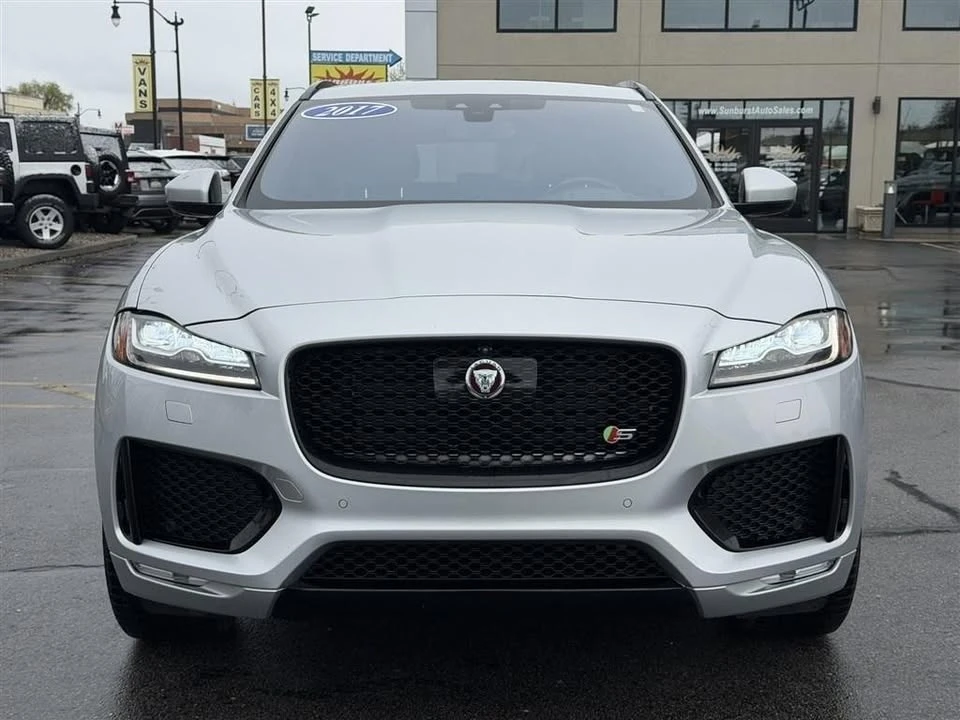 2017 Jaguar F-Pace - Image 2 of 20