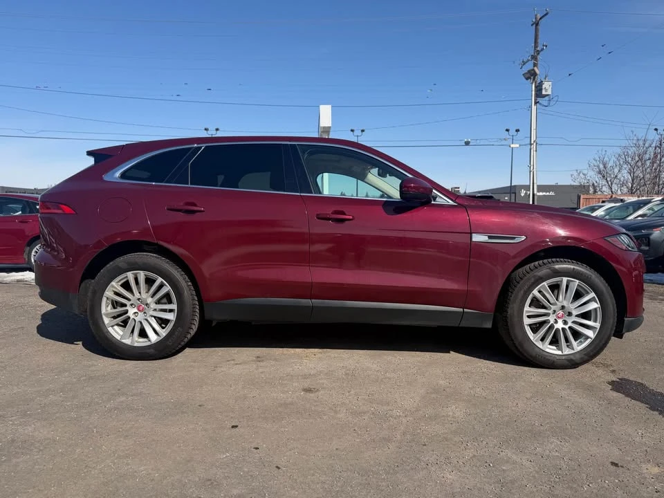 2017 Jaguar F-Pace - Image 4 of 17