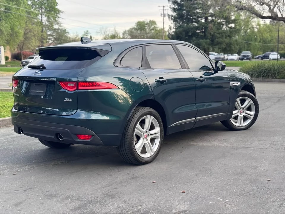 2017 Jaguar F-Pace - Image 7 of 20