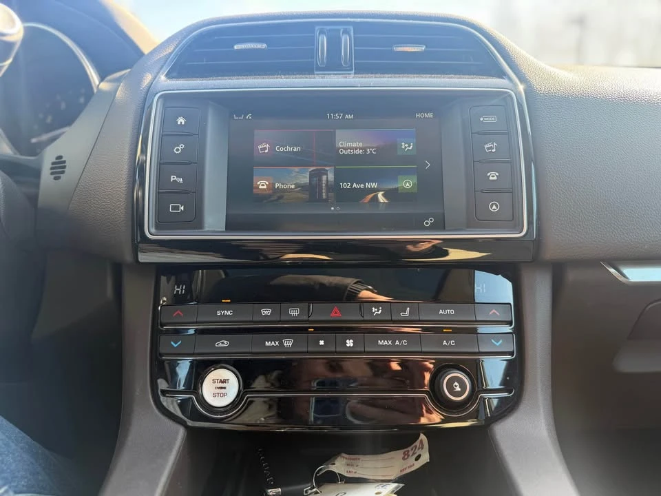 2017 Jaguar F-Pace - Image 15 of 17