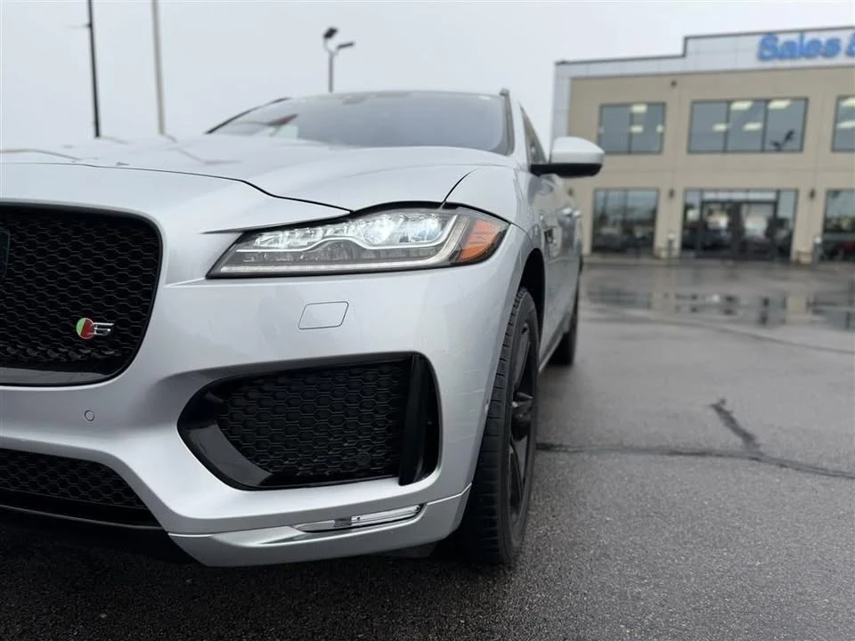 2017 Jaguar F-Pace - Image 10 of 20