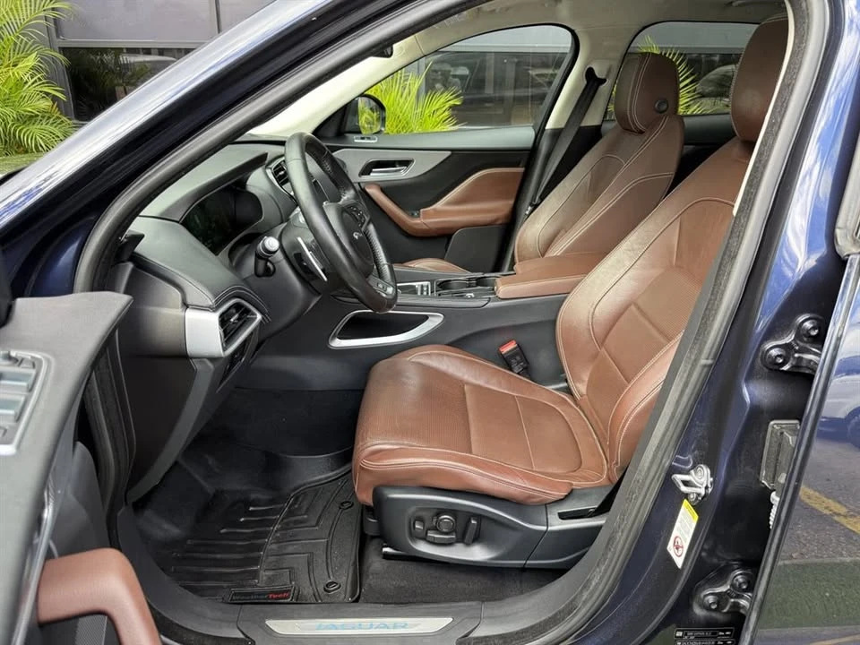2017 Jaguar F-Pace - Image 13 of 20
