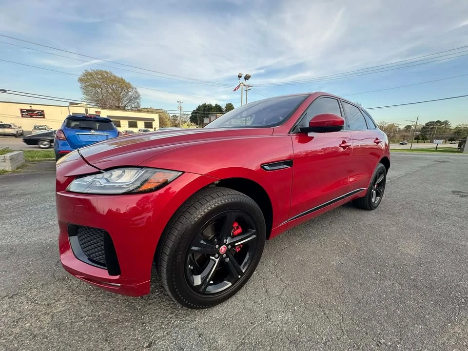 2017 Jaguar F-Pace - Image 3 of 14