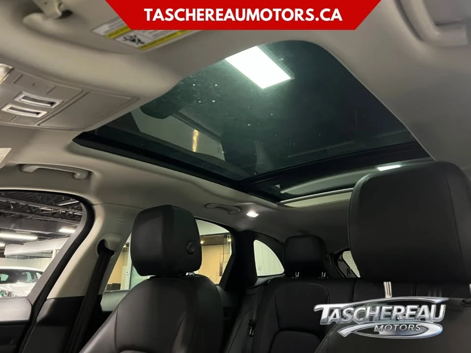2017 Jaguar F-Pace - Image 19 of 19
