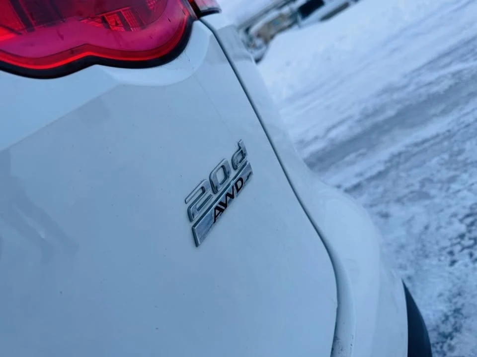 2017 Jaguar F-Pace - Image 9 of 20