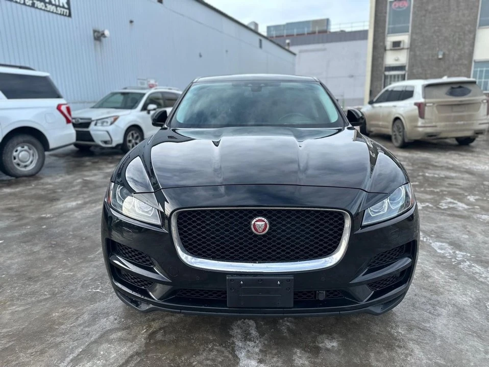 2017 Jaguar F-Pace - Image 3 of 19
