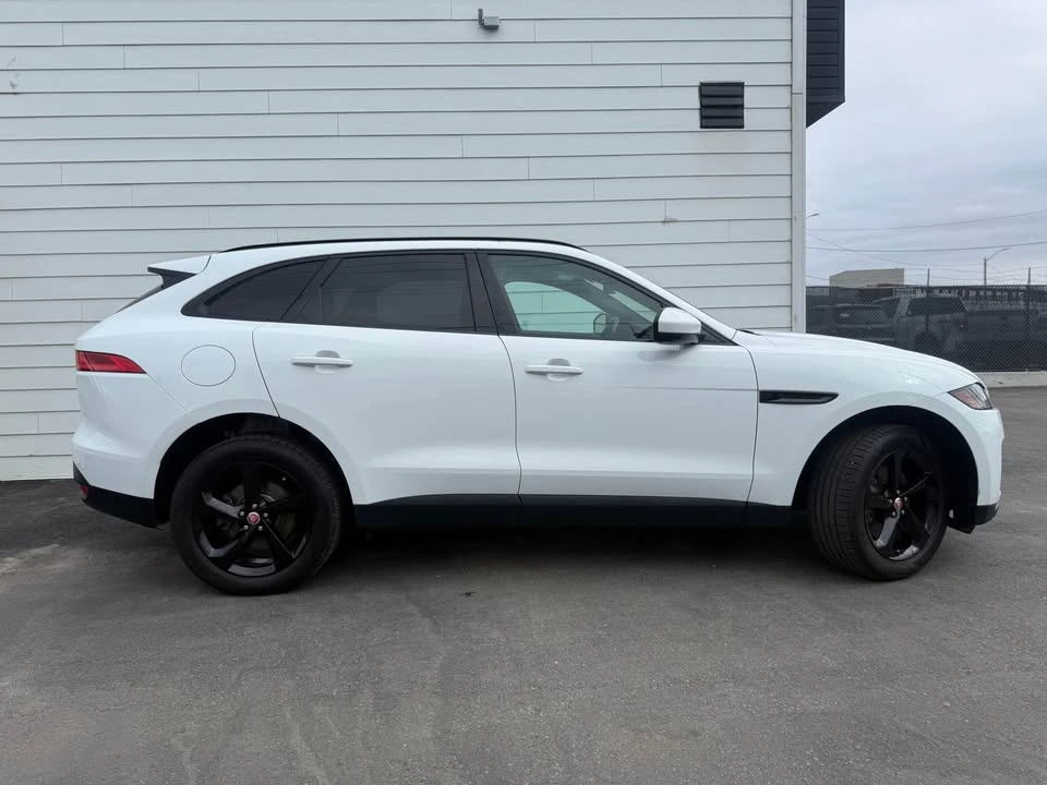 2017 Jaguar F-Pace - Image 3 of 12