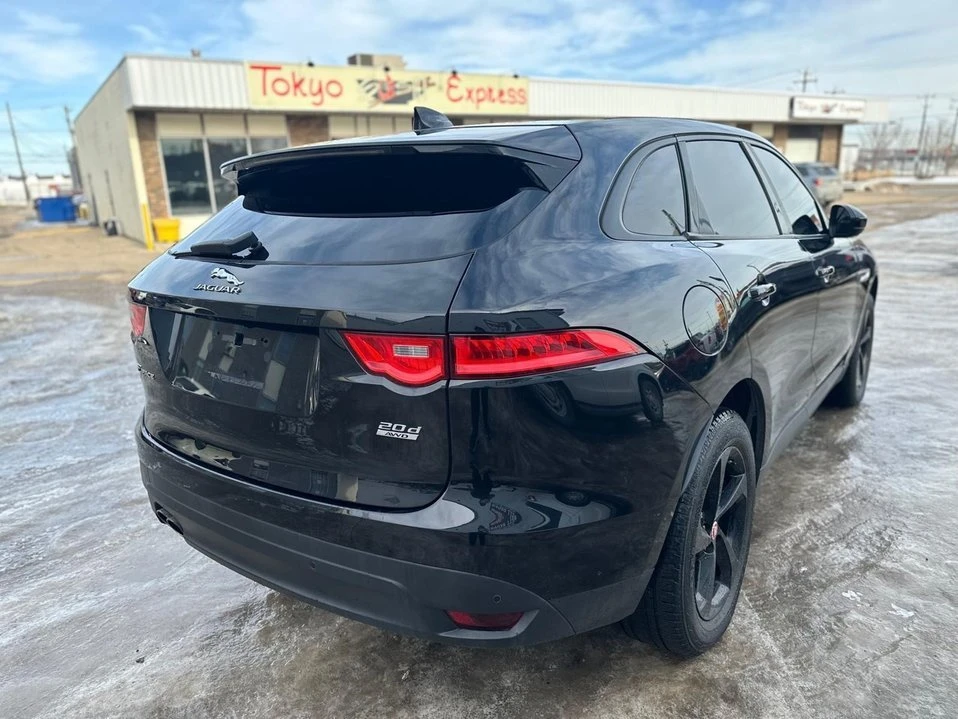 2017 Jaguar F-Pace - Image 6 of 19