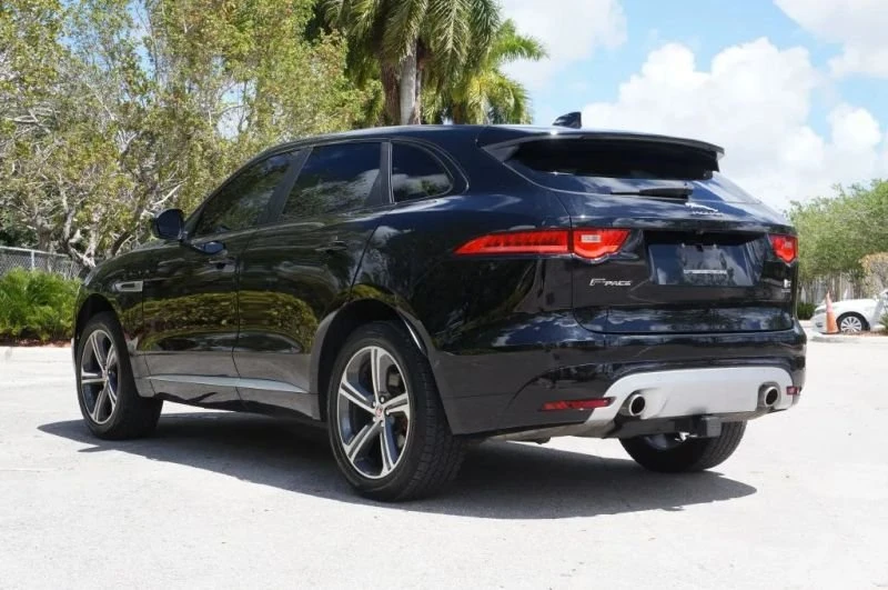 2017 Jaguar F-Pace - Image 5 of 20