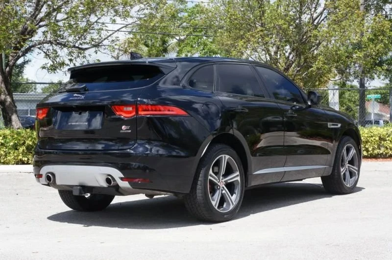 2017 Jaguar F-Pace - Image 7 of 20