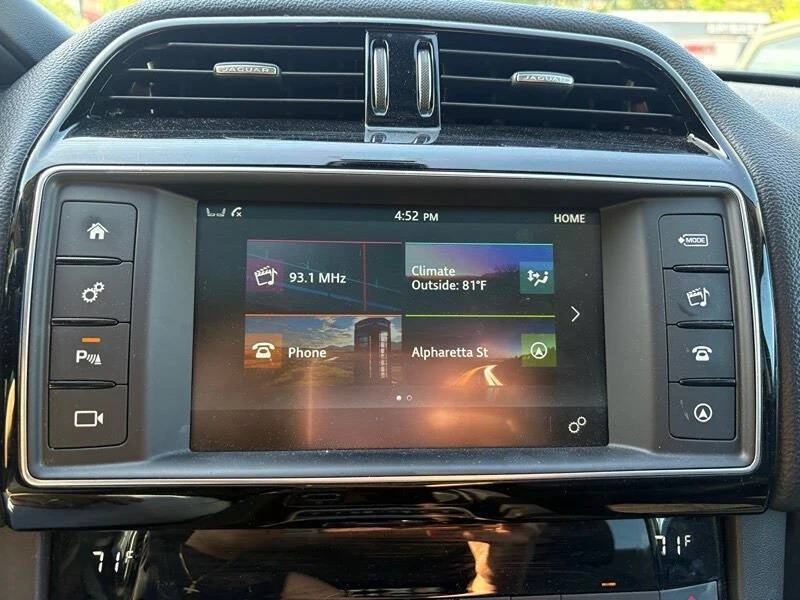 2017 Jaguar F-Pace - Image 18 of 20