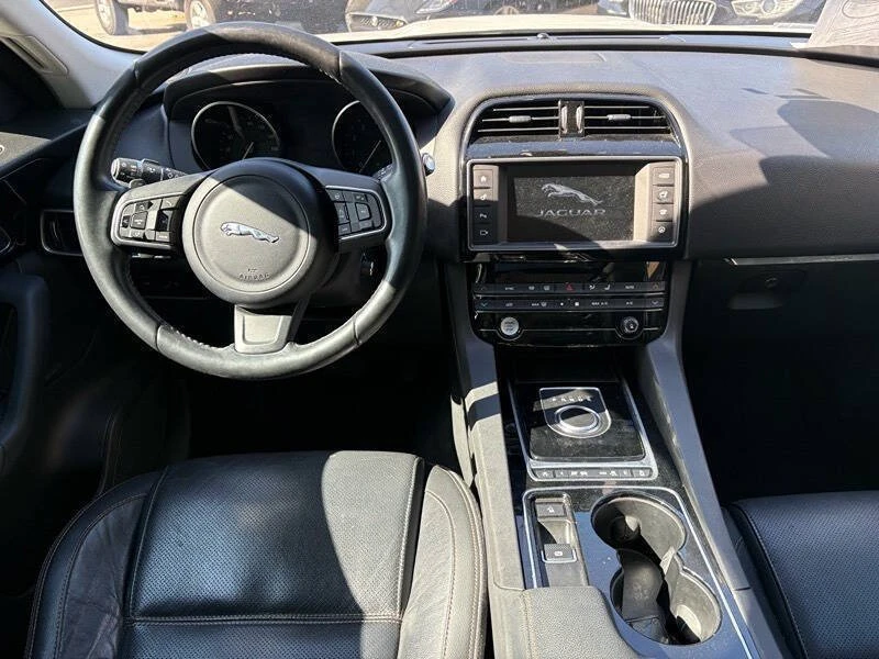 2017 Jaguar F-Pace - Image 12 of 20