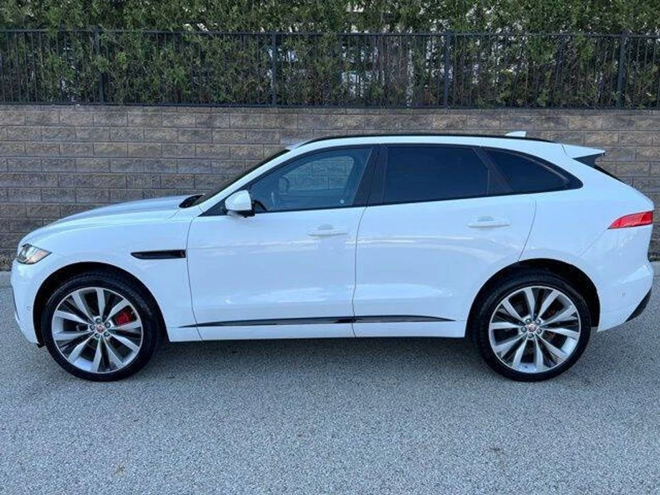 2017 Jaguar F-Pace - Image 3 of 20