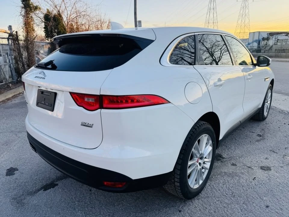 2017 Jaguar F-Pace - Image 8 of 19