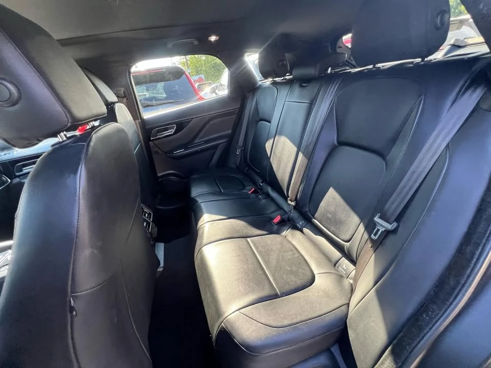 2017 Jaguar F-Pace - Image 19 of 20