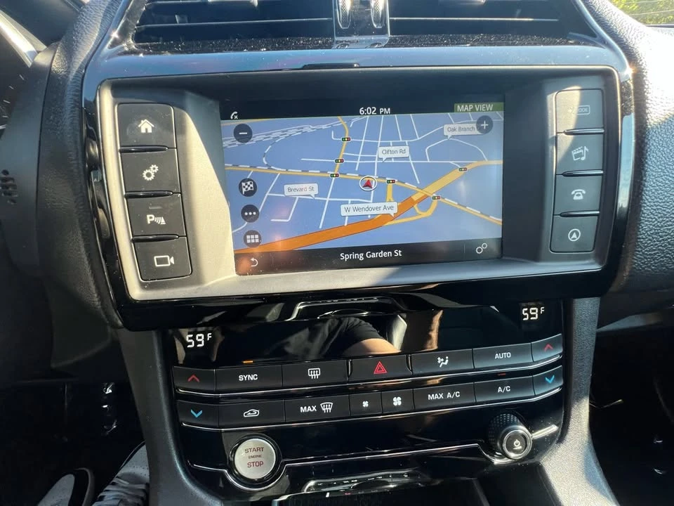 2017 Jaguar F-Pace - Image 16 of 20