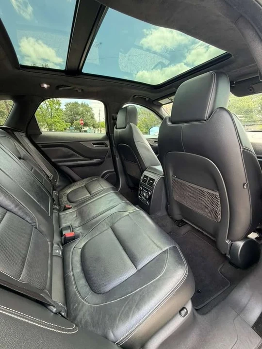 2017 Jaguar F-Pace - Image 10 of 16
