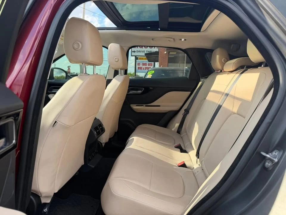 2017 Jaguar F-Pace - Image 13 of 18