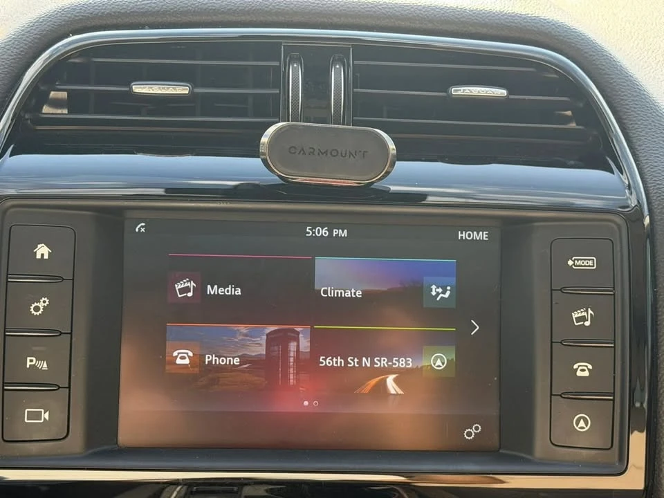 2017 Jaguar F-Pace - Image 7 of 18