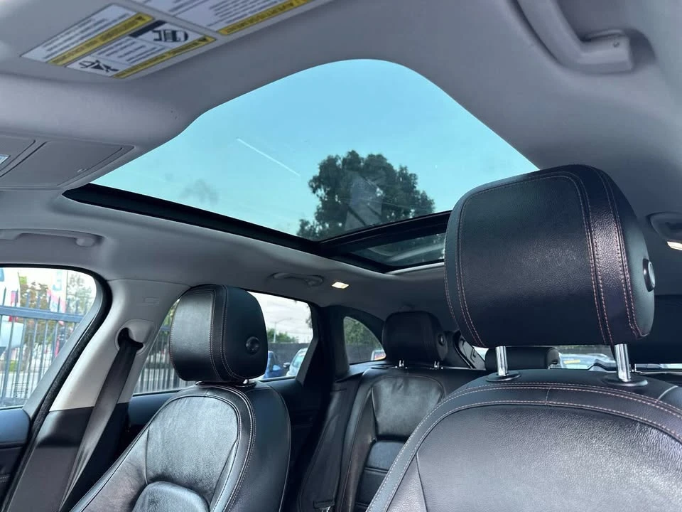 2017 Jaguar F-Pace - Image 17 of 20
