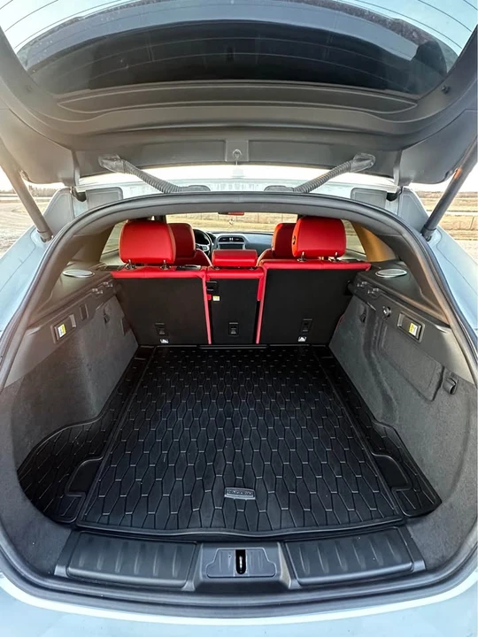 2017 Jaguar F-Pace - Image 12 of 13