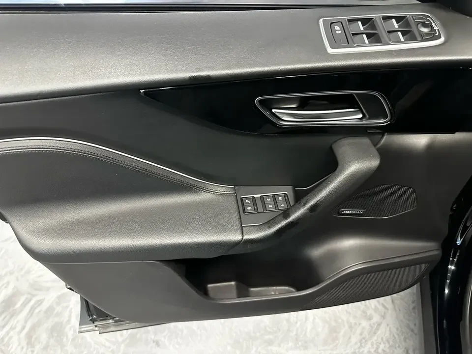 2017 Jaguar F-Pace - Image 19 of 19