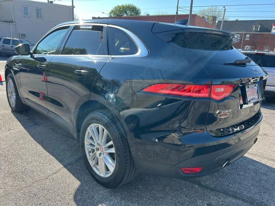 2017 Jaguar F-Pace - Image 11 of 20