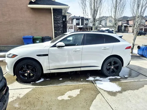 2017 Jaguar F-PACE 35t R-Sport