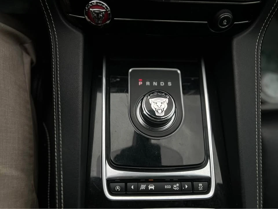 2017 Jaguar F-Pace - Image 20 of 20