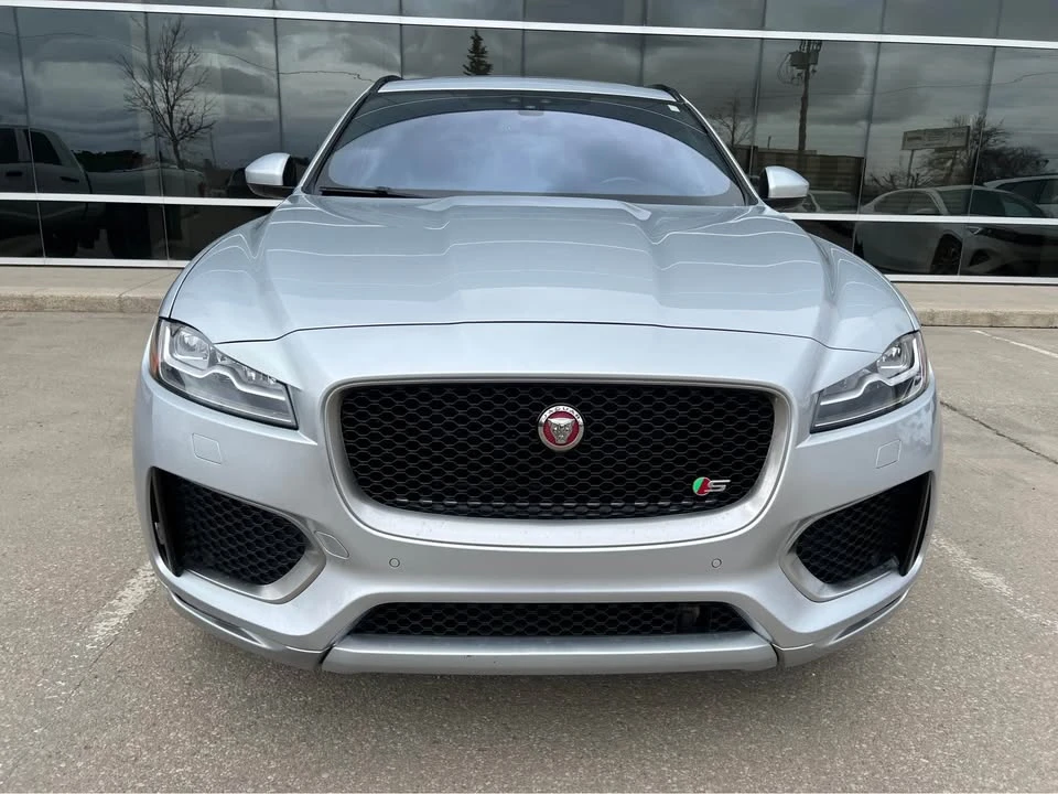 2017 Jaguar F-Pace - Image 2 of 20