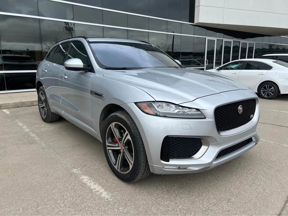 2017 Jaguar F-Pace - Image 4 of 20