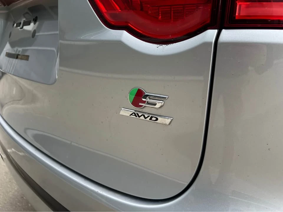 2017 Jaguar F-Pace - Image 6 of 20