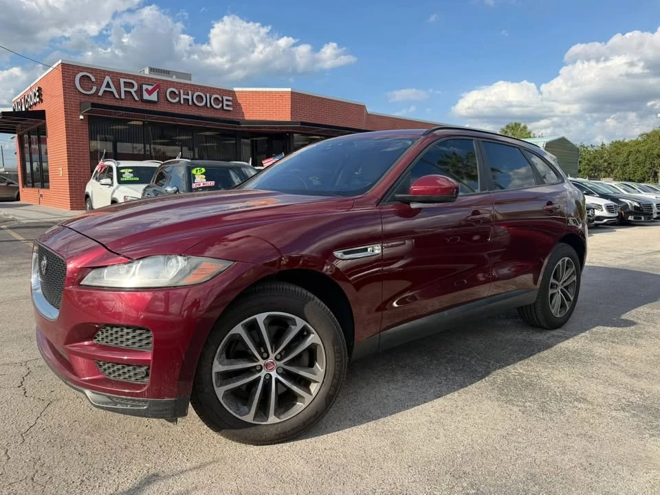2017 Jaguar F-Pace - Image 5 of 18
