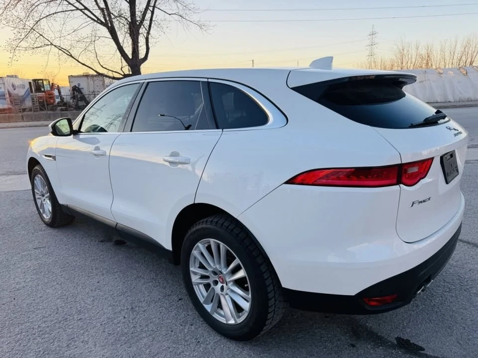 2017 Jaguar F-Pace - Image 5 of 19