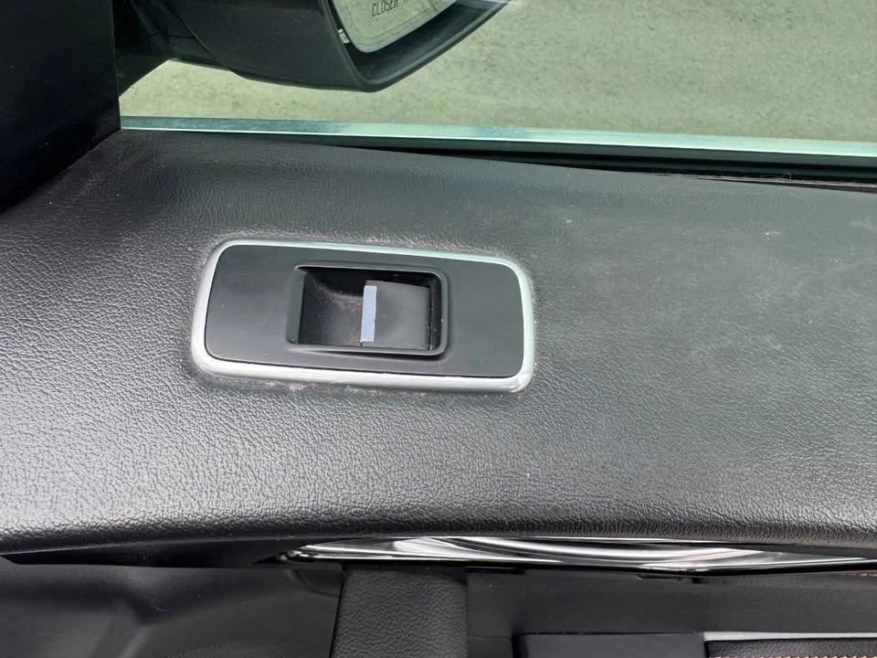 2017 Jaguar F-Pace - Image 16 of 20