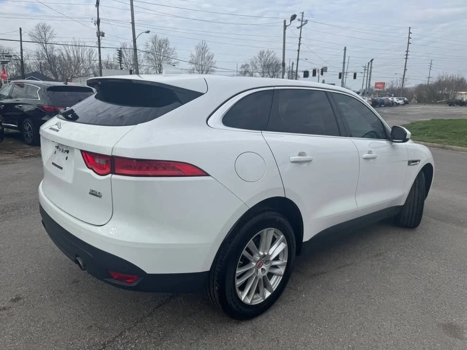 2017 Jaguar F-Pace - Image 7 of 20