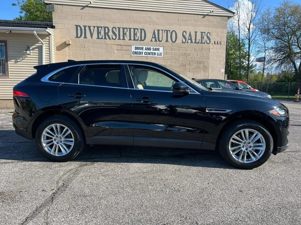 2017 Jaguar F-Pace - Image 7 of 20