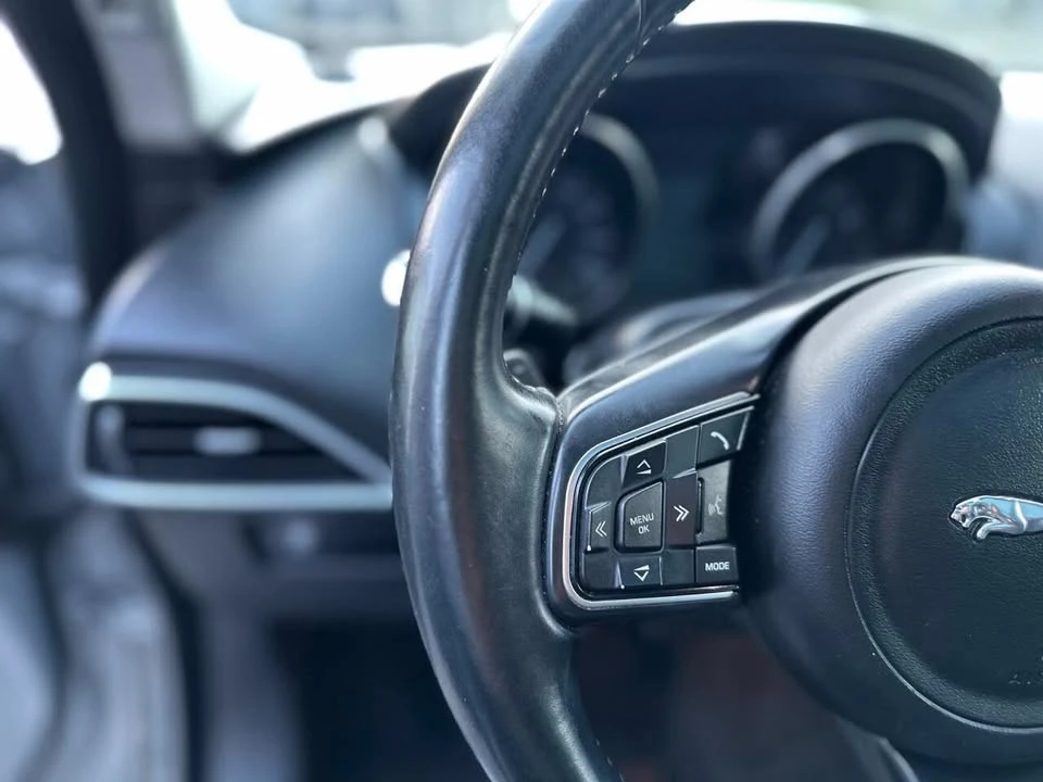 2017 Jaguar F-Pace - Image 15 of 20