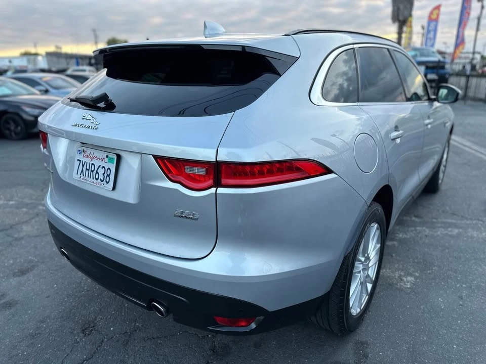 2017 Jaguar F-Pace - Image 6 of 20