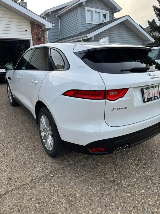 2017 Jaguar F-Pace - Image 4 of 14