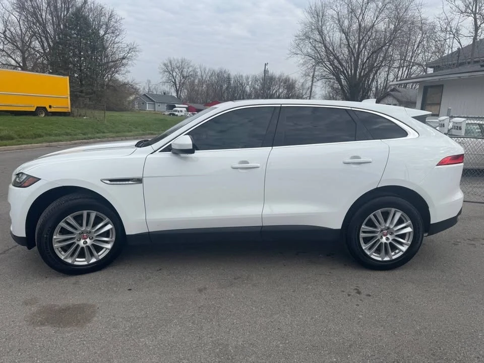 2017 Jaguar F-Pace - Image 4 of 20
